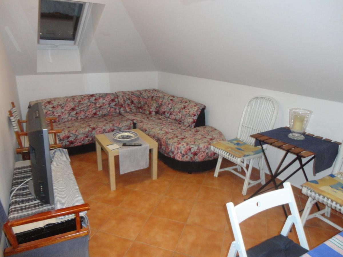 Apartment Gliha Jelsa  Exterior foto
